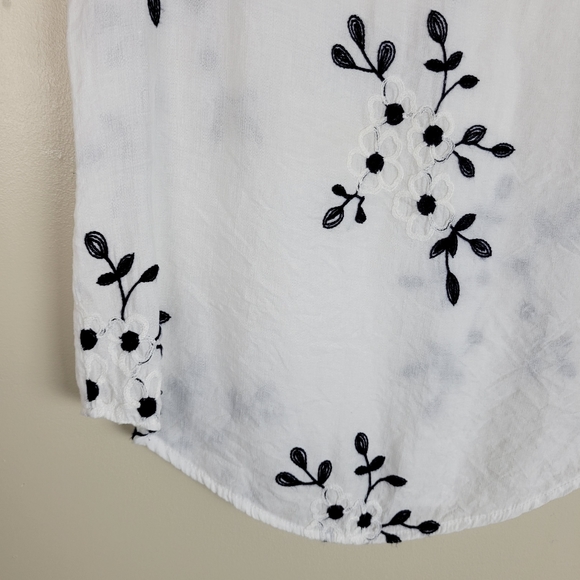 Kindred (Anthropologie) Blouse - Picture 5 of 8